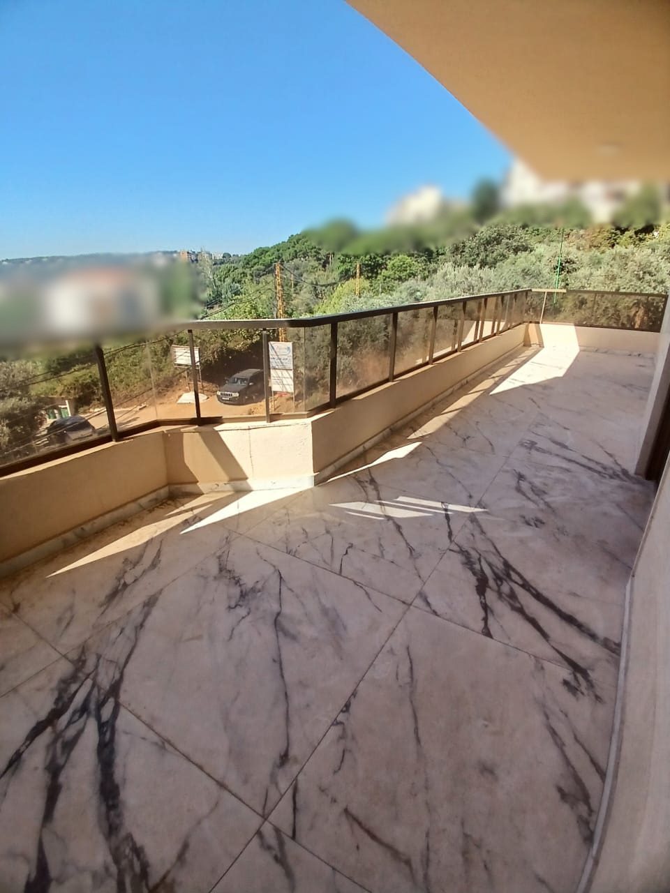 Ref (GH54.A.174)

A 165 m2 apartment having an open sea and city view for sale in Blaybel

This property consists of the below:
- Open sea and city view
- 3 bedrooms 
- 3 bathrooms 
- 1 parking

Price: 1200$/sqm
- 40% down payment
- Installament for 4 years
- Interest will be added
Move to apartment after one year!

Brokerage fees: 2.5 % in case of selling / 1 month rental value in case of rent. 

For more info, kindly contact us on 71 66 55 71 / 71 788 178 or message us on WhatsApp with your full name and the reference number of the property and we will contact you the soonest.

I SOLD is a member of the Real Estate Syndicate of Lebanon (REAL)

I SOLD (Lebanon), Zalka Highway, Zalka 690 Bld. 6th Floor



رسوم الوساطه في حاله البيع ٢٫٥ ٪ وقيمة شهر في حالة الإيجار 

للمزيد من المعلومات، يرجى الاتصال بنا على  (71788178)(96171665571+) أو مراسلتنا على الواتساب مع الإسم الكامل والرقم المرجعي للعقار وسنتواصل معك في أقرب وقت

شركة  ( أي سولد )  عضو في نقابه الوسطاء والاستشاريين العقاريين في لبنان	 